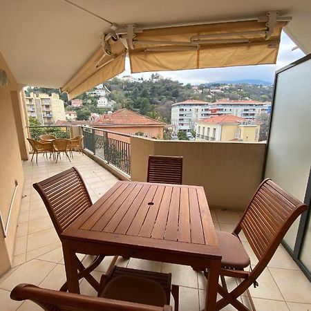 Beau 3 P. Parfaitement Situe Et Place De Parking A Disposition Menton Exterior foto